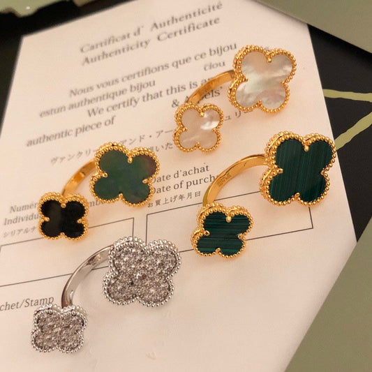 [Vellora Opalyn]CLOVER BETWEEN THE FINGER RING