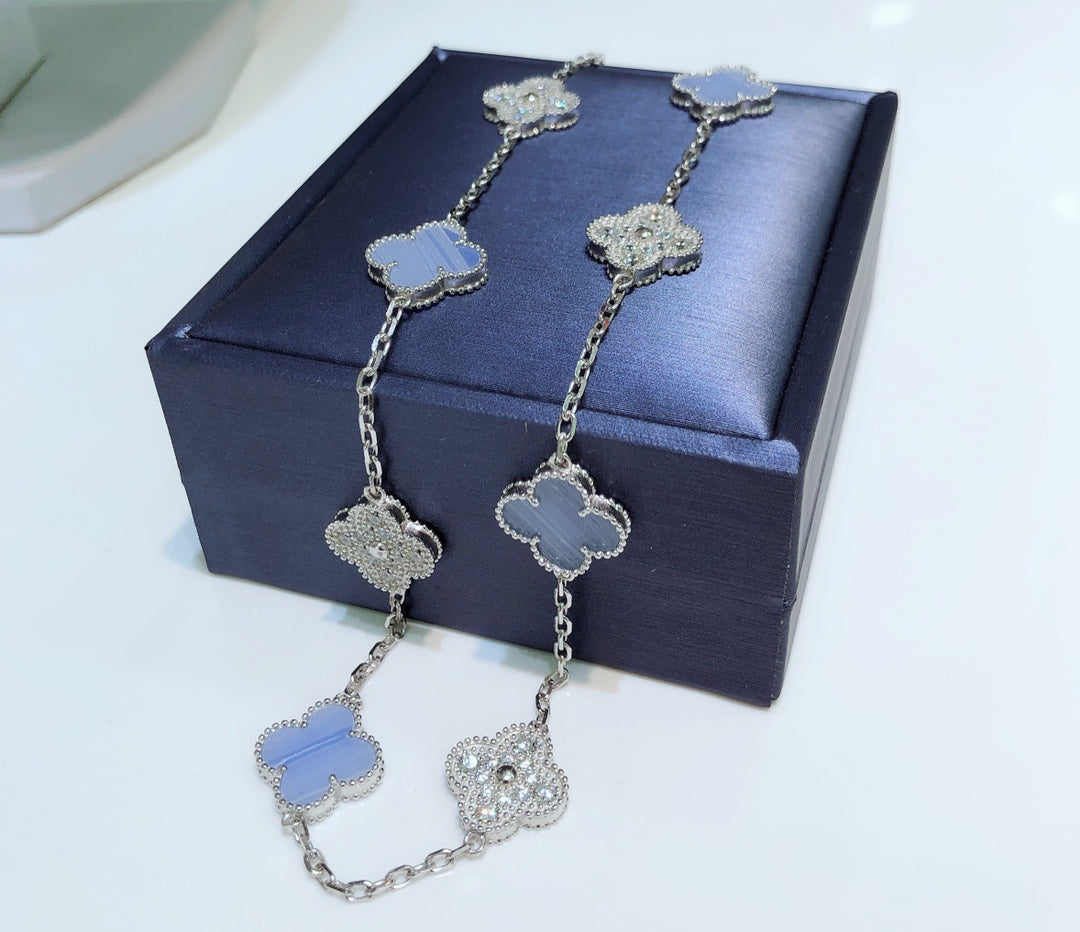 [Vellora Opalyn]CLOVERS THE 10-MOTIFS CHALCEDONY DIAMONDS SILVER NECKLACE