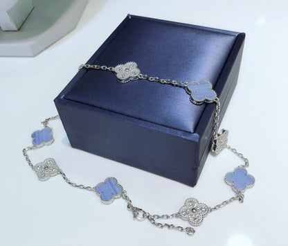 [Vellora Opalyn]CLOVERS THE 10-MOTIFS CHALCEDONY DIAMONDS SILVER NECKLACE