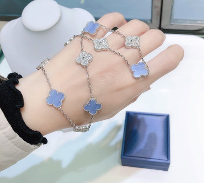 [Vellora Opalyn]CLOVERS THE 10-MOTIFS CHALCEDONY DIAMONDS SILVER NECKLACE