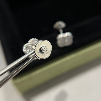 [Vellora Opalyn]CLOVER MINI DIAMOND STUD EARRINGS