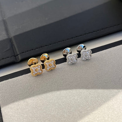 [Vellora Opalyn]CLOVER MINI DIAMOND STUD EARRINGS