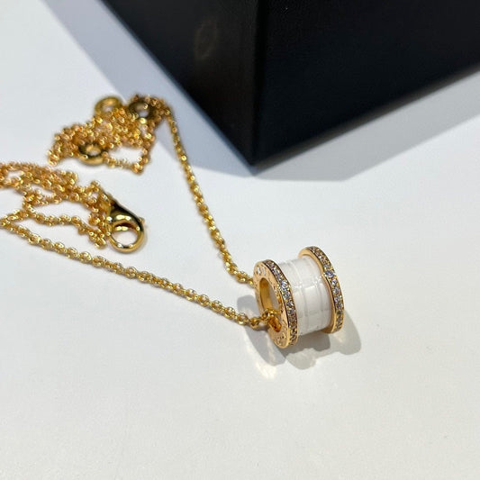 [Vellora Opalyn]ZERO 1 WHITE CERAMIC DIAMOND PINK GOLD NECKLACE