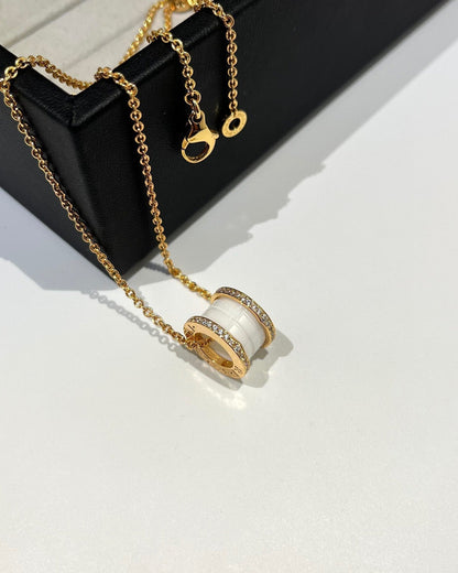 [Vellora Opalyn]ZERO 1 WHITE CERAMIC DIAMOND PINK GOLD NECKLACE